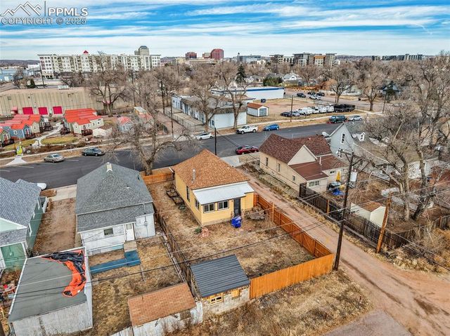 119 W Fountain Boulevard, Colorado Springs, CO 80903