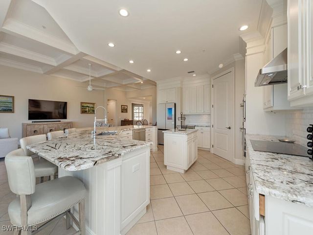 18550 Sandalwood Pointe 201, Fort Myers, FL 33908