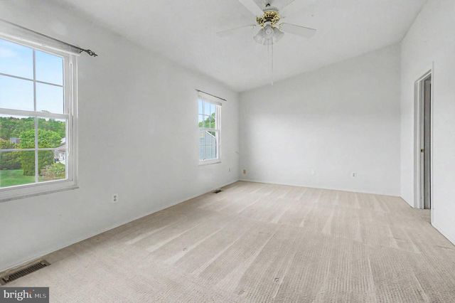 756 BARBADOS DR, Williamstown, NJ 08094