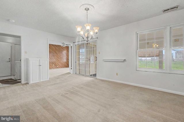 756 BARBADOS DR, Williamstown, NJ 08094