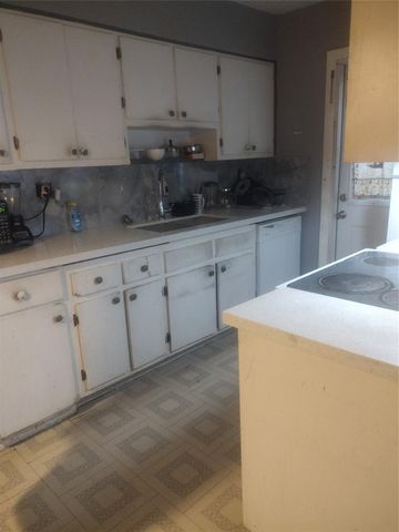 1001 SW 74th Ave 201, North Lauderdale, FL 33068