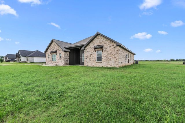 15769 County Road 272, East Bernard, TX 77435