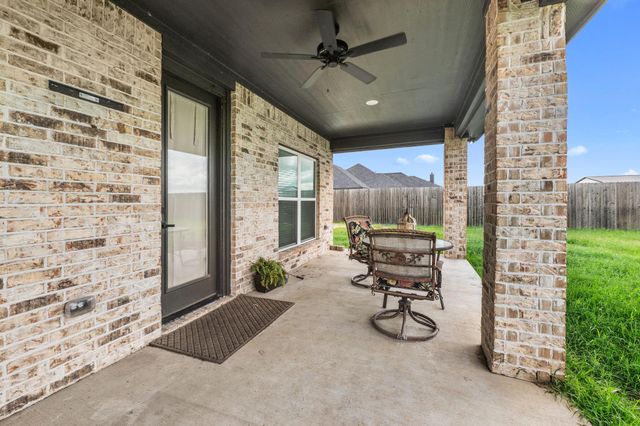 15769 County Road 272, East Bernard, TX 77435
