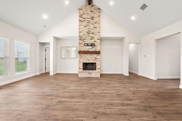 15769 County Road 272, East Bernard, TX 77435
