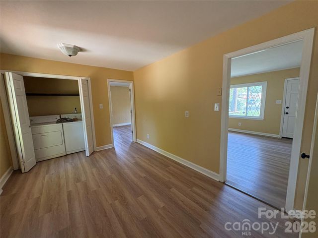 800 Carrington Drive, Charlotte, NC 28214