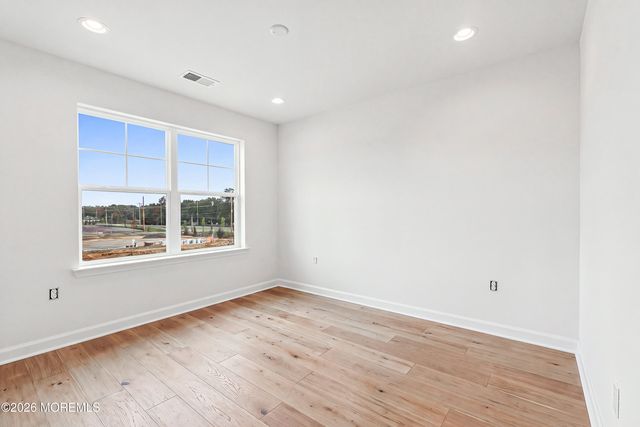 5 American Way, Manalapan, NJ 07726