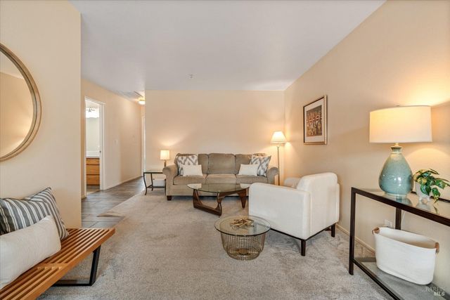 790 William Ct, Napa, CA 94558