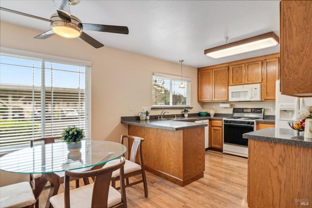 790 William Ct, Napa, CA 94558