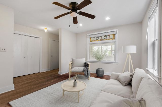 2610 Dupont Avenue S 1, Minneapolis, MN 55408