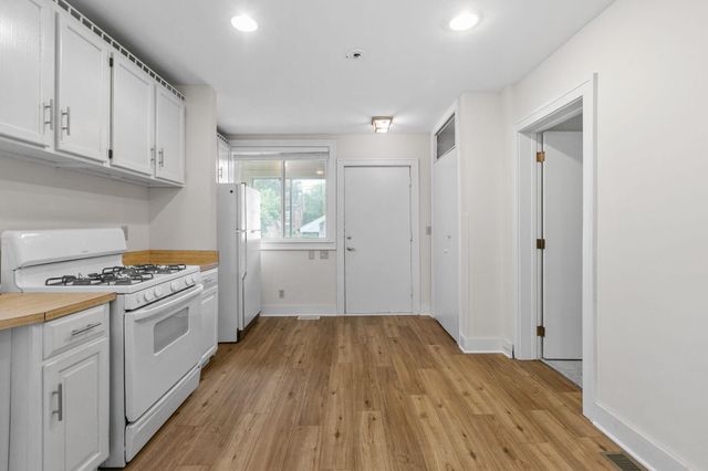 2610 Dupont Avenue S 1, Minneapolis, MN 55408