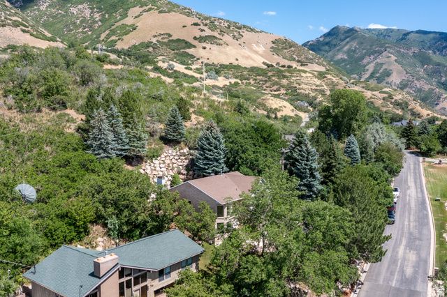 6368 BYBEE, Uintah, UT 84403
