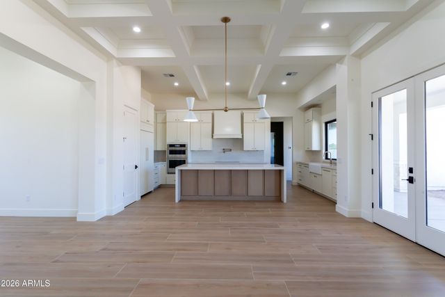 3972 E Hash Knife Draw Road, San Tan Valley, AZ 85140