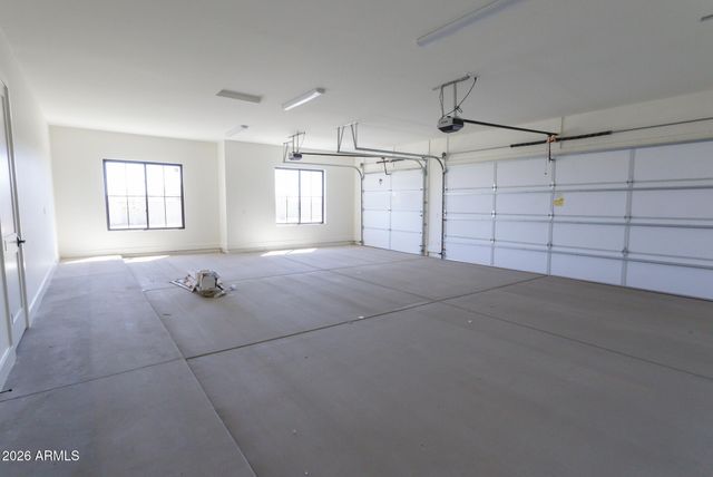 3972 E Hash Knife Draw Road, San Tan Valley, AZ 85140