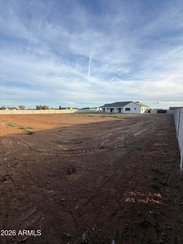 3972 E Hash Knife Draw Road, San Tan Valley, AZ 85140