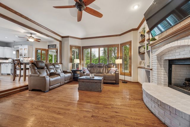 3912 Royal and Ancient Drive, St. Charles, IL 60174