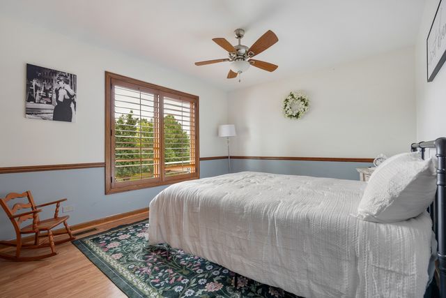 3912 Royal and Ancient Drive, St. Charles, IL 60174