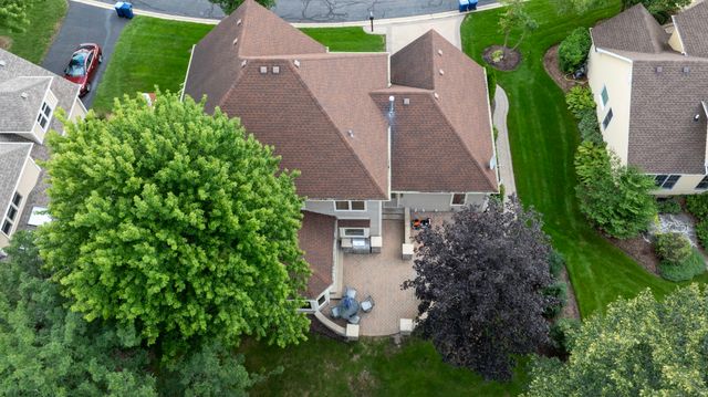 3912 Royal and Ancient Drive, St. Charles, IL 60174