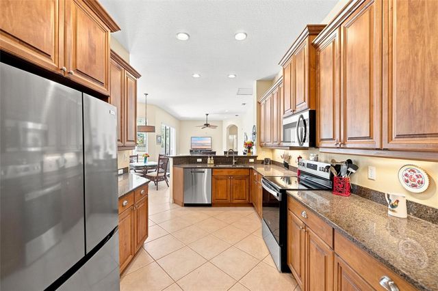 11758 HIDDEN FOREST LOOP, Parrish, FL 34219