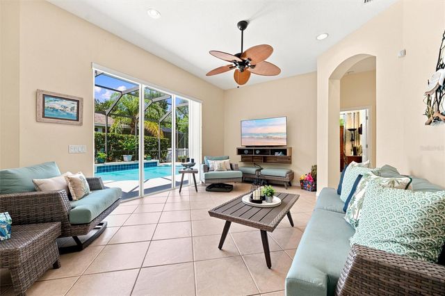 11758 HIDDEN FOREST LOOP, Parrish, FL 34219
