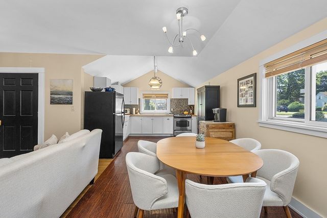 6 Pine St, Medfield, MA 02052