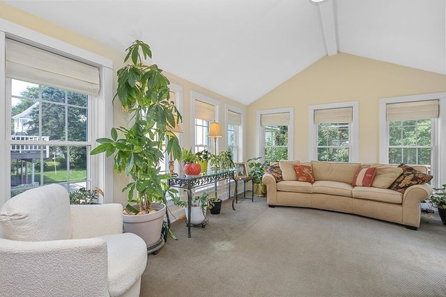 6 Pine St, Medfield, MA 02052