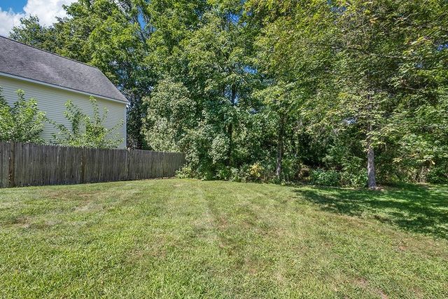 6 Pine St, Medfield, MA 02052