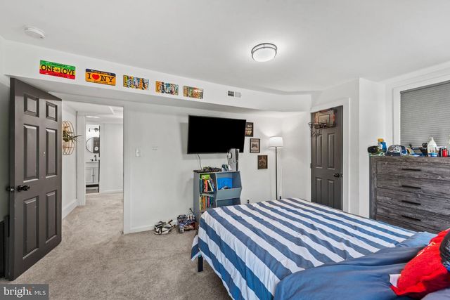4110 SOUTHERN AVE, Baltimore, MD 21206