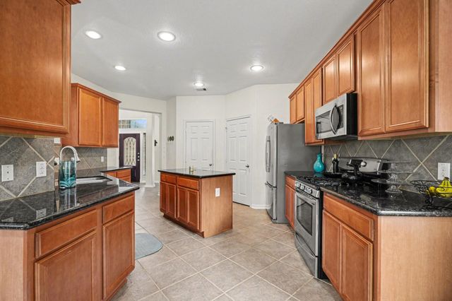 806 Dawn Ridge Way, Seabrook, TX 77586