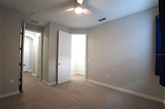 2004 E GRANT AVENUE, Orlando, FL 32806