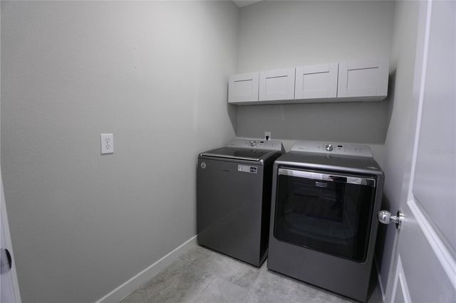 2004 E GRANT AVENUE, Orlando, FL 32806