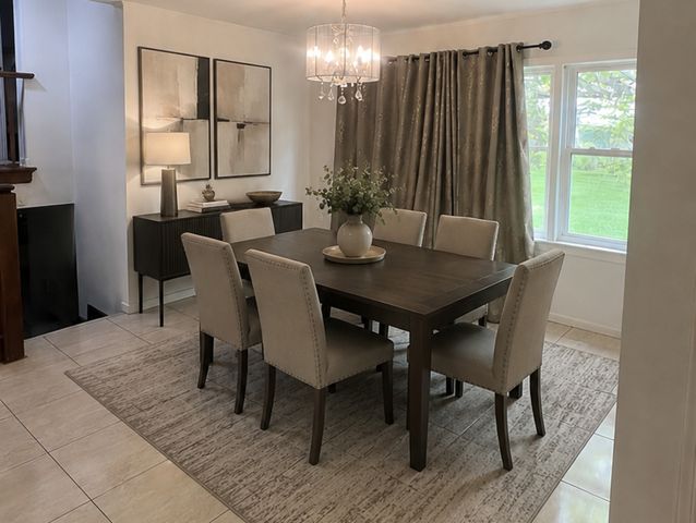6709 W 88th Place, Oak Lawn, IL 60453