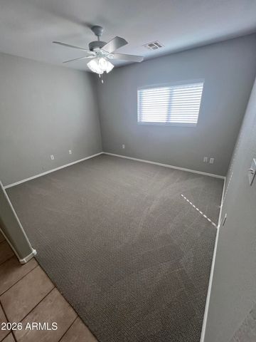 8565 E LAKEVIEW Avenue, Mesa, AZ 85209