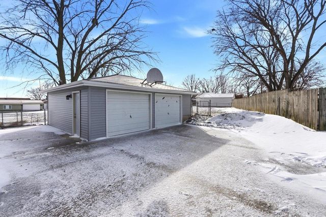 1811 Sager Avenue, Waterloo, IA 50701