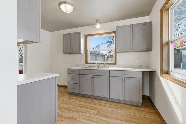 1811 Sager Avenue, Waterloo, IA 50701