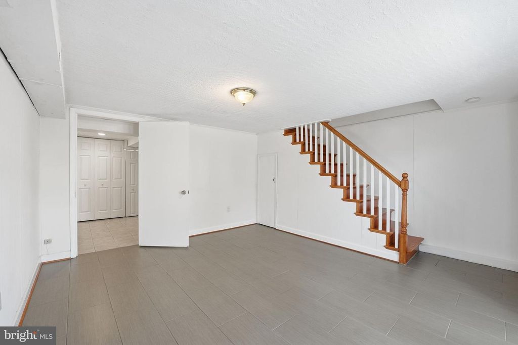 Image 23 of property listing at 5364 POOKS HILL RD, Bethesda, MD 20814