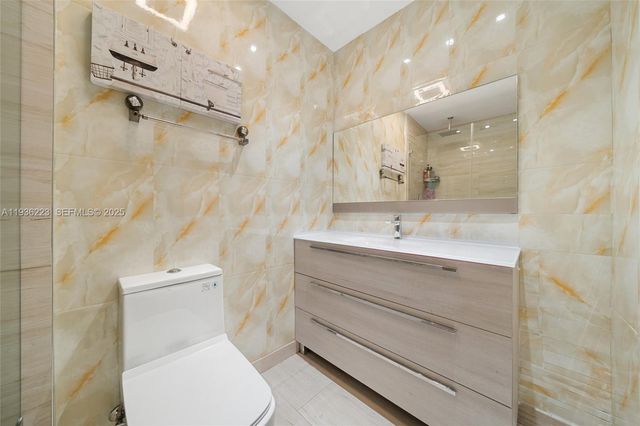 19707 SW 118th Pl, Miami, FL 33177