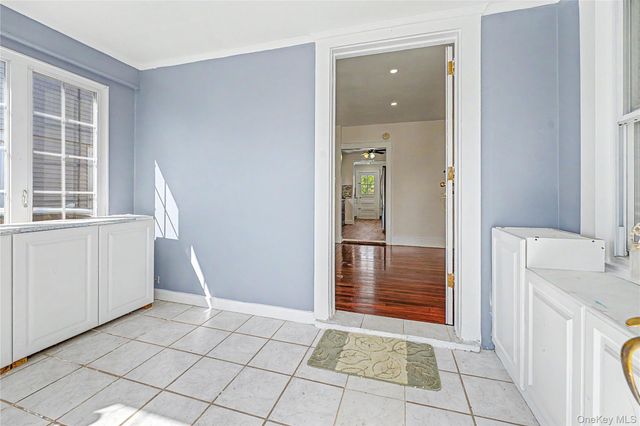 49 Malden Avenue, Lynbrook, NY 11563