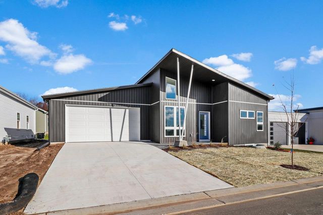 104 Boneset Avenue, Poynette, WI 53955