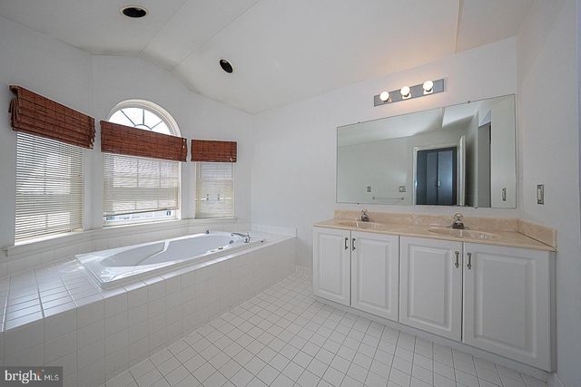 757 WHITETAIL CIR, King Of Prussia, PA 19406