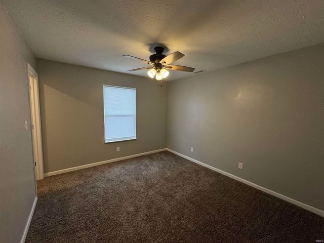 3230 Sand Walk Drive, Kokomo, IN 46902