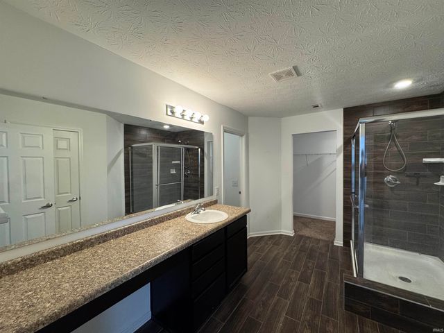 3230 Sand Walk Drive, Kokomo, IN 46902