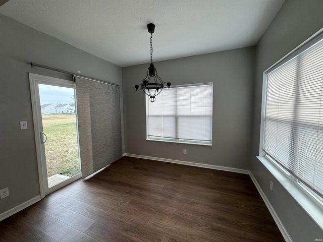 3230 Sand Walk Drive, Kokomo, IN 46902