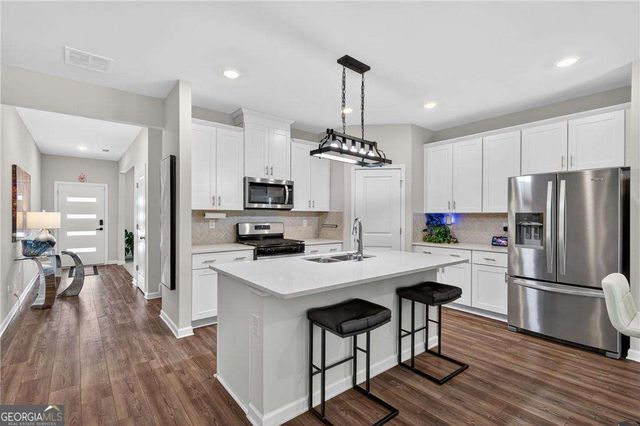 4161 Dean Grove Way, Loganville, GA 30052