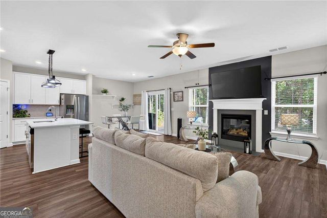 4161 Dean Grove Way, Loganville, GA 30052
