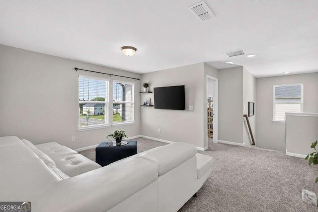 4161 Dean Grove Way, Loganville, GA 30052