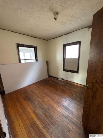 4819 N 47 Street, Omaha, NE 68104