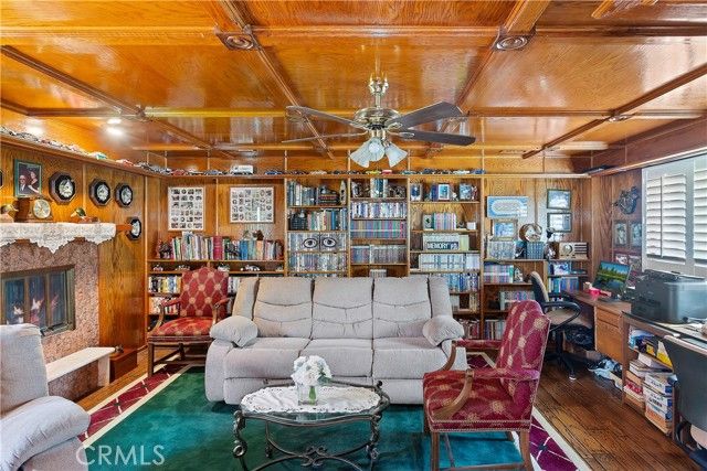 3694 Parkside, San Bernardino, CA 92404