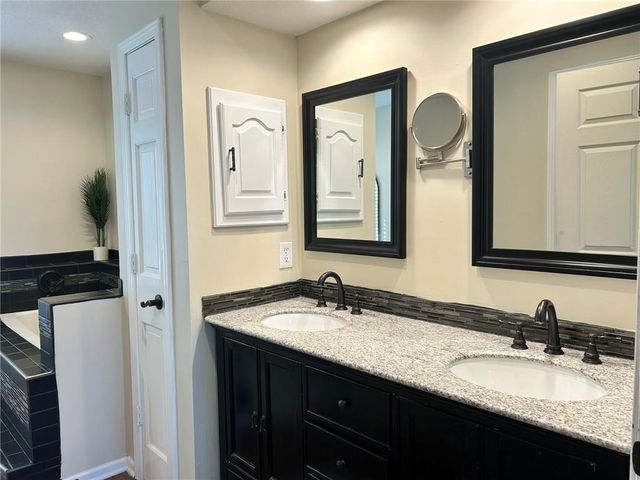 2316 Rhonda Road, Excelsior Springs, MO 64024