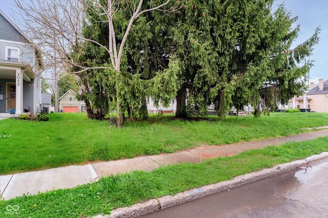 2056 Central Avenue, Indianapolis, IN 46202