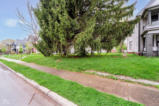2056 Central Avenue, Indianapolis, IN 46202